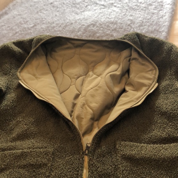 Banks Journal reversible jacket❤️ - Picture 3 of 9